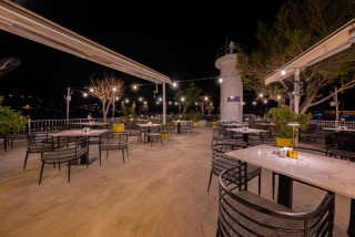 Lighthouse cafe
