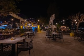 Lighthouse cafe